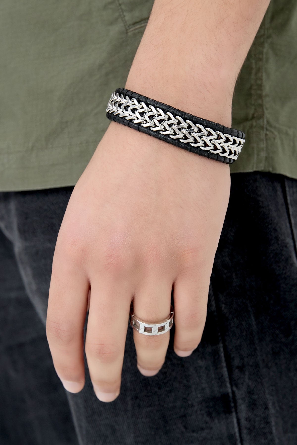 Herenarmband geschakeld met leer