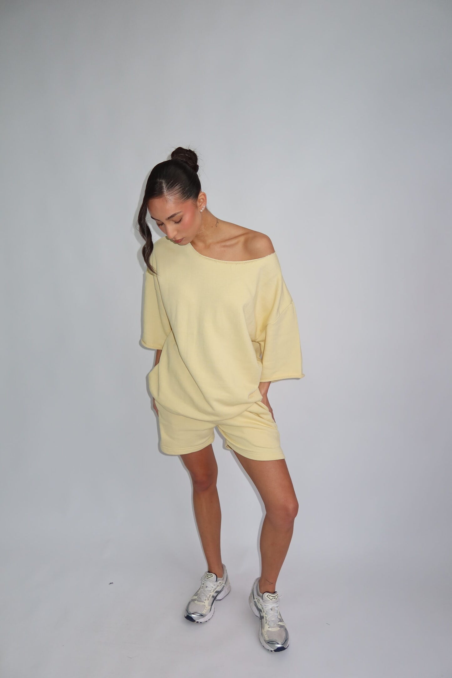 Pastell off shoulder -yellow