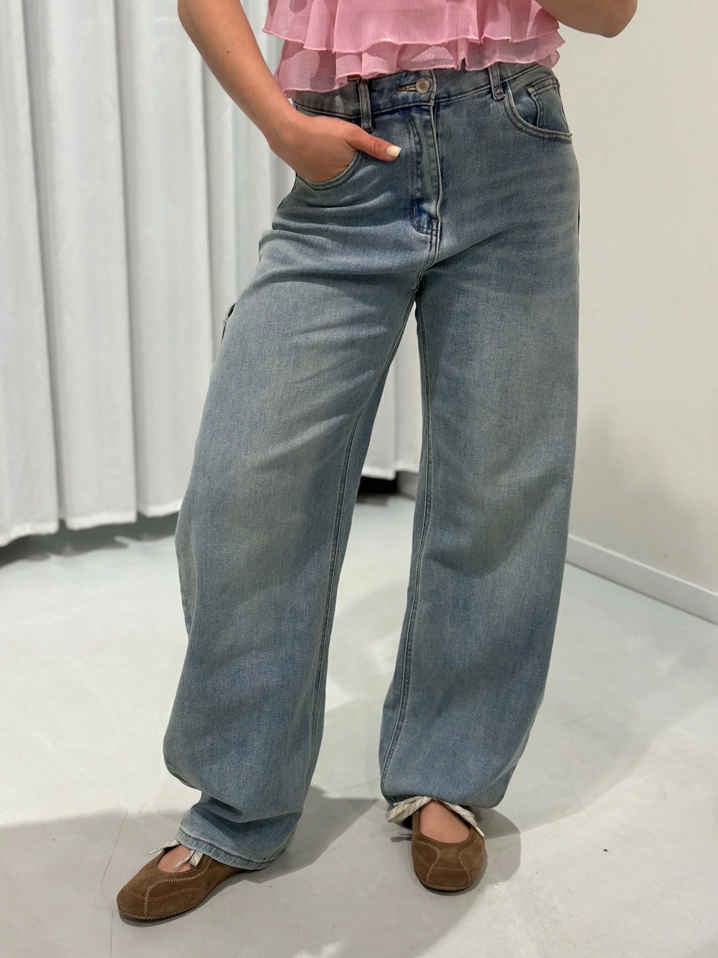 Siham Laulia barrel jeans