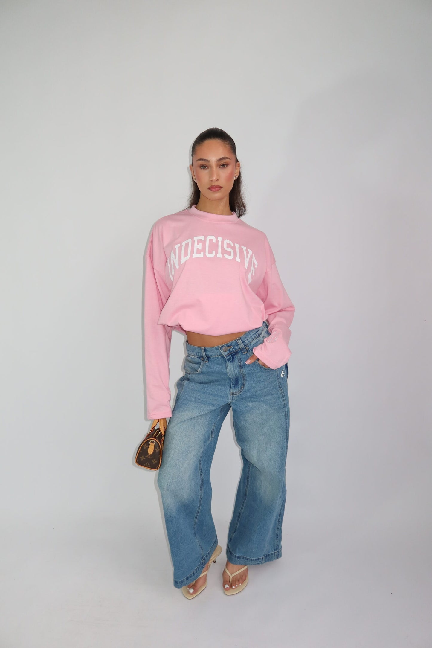 LONGSLEEVE ‘INDECISIVE” – roze