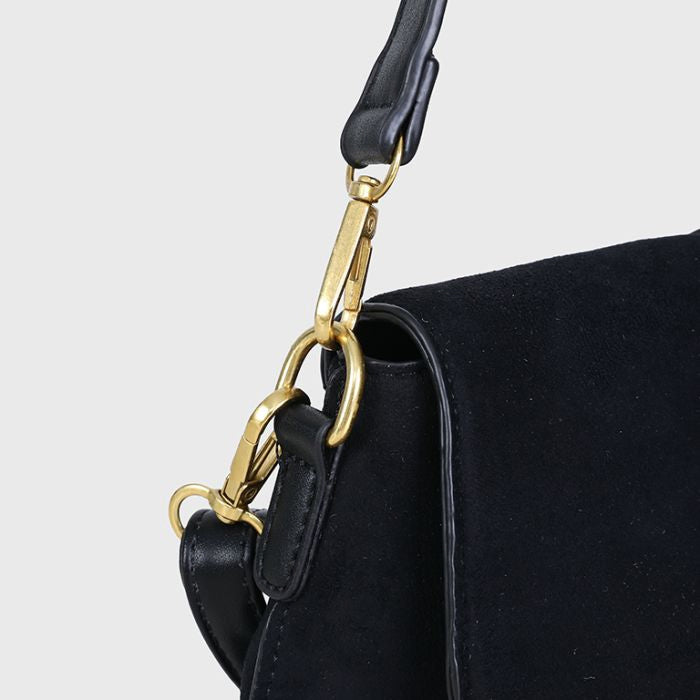 Wavy bag -black