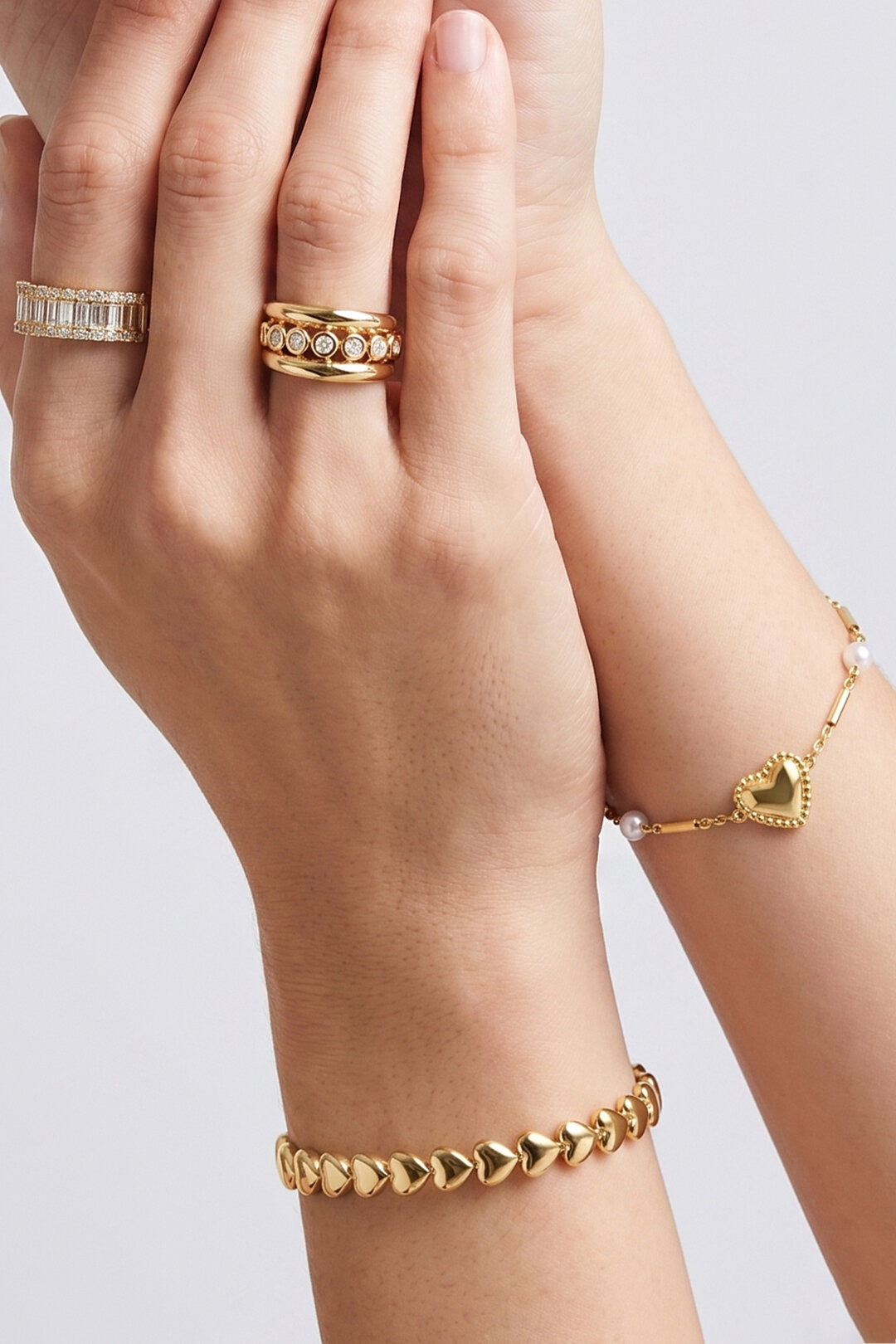Bangle met wisselende harten