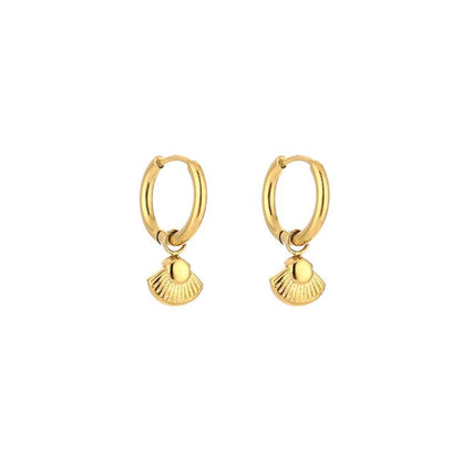 Oorbellen met zeeschelp -goud