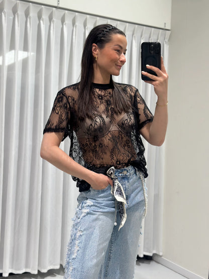 Maaikie lace top