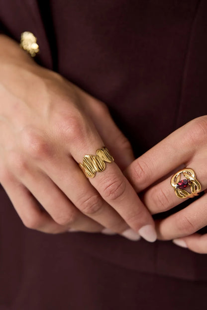 Ring met hartvorm -goud