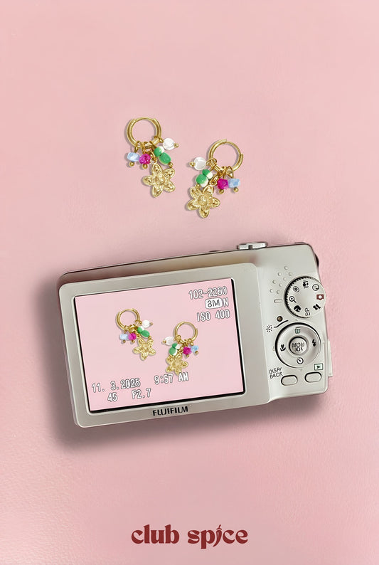 Hangende oorbellen met bloemenmotief -goud